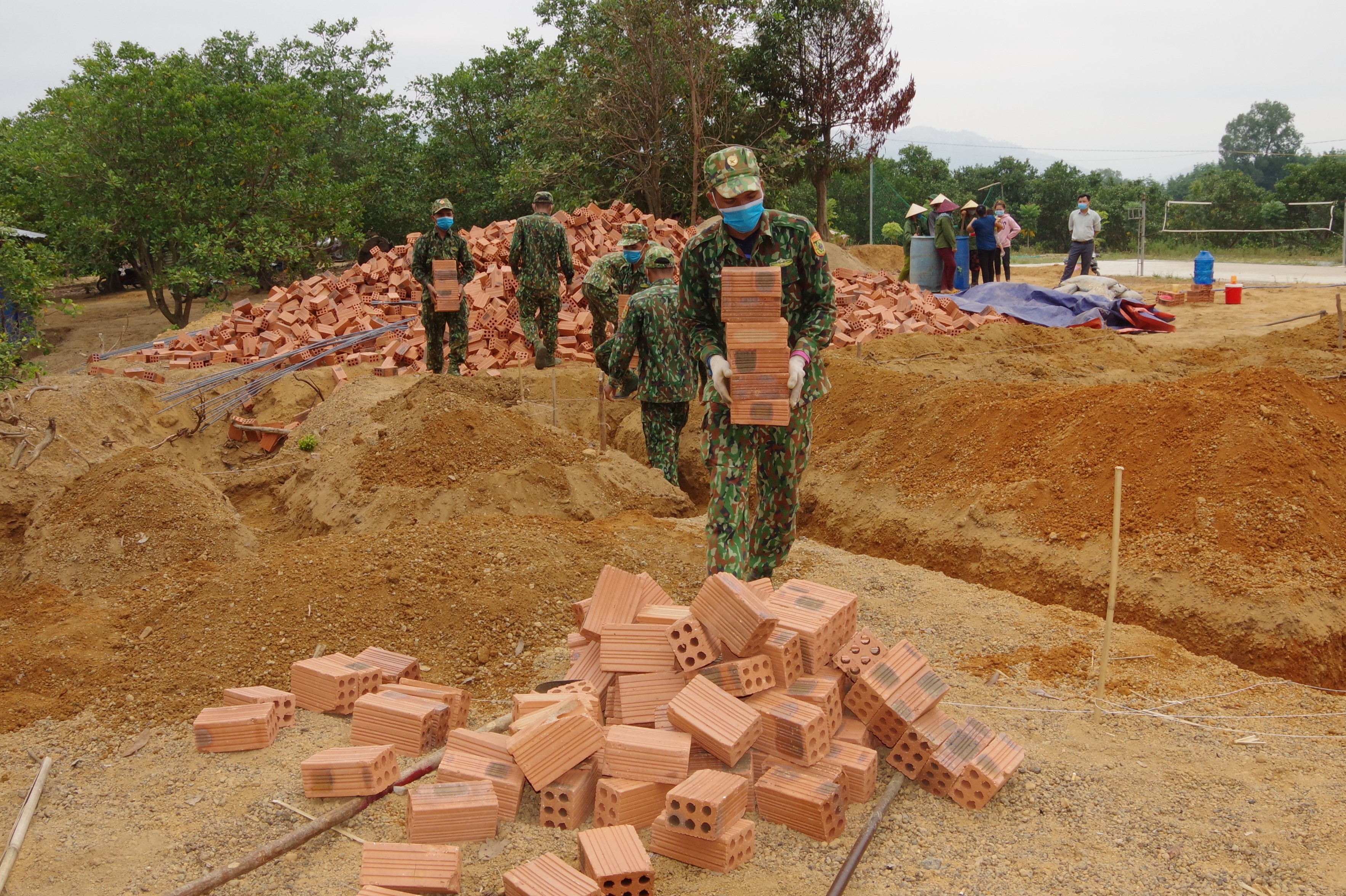 Nghĩa tình của Bộ đội Biên phòng Kon Tum